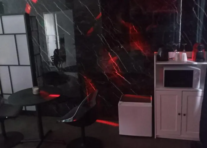 Lejlighed La Gold Wellness Jacuzzi & Sauna Seraing