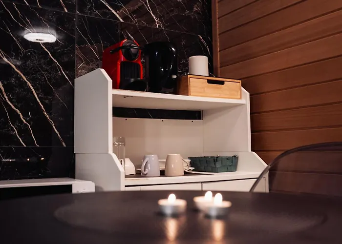 La Gold Wellness Jacuzzi & Sauna Lejlighed